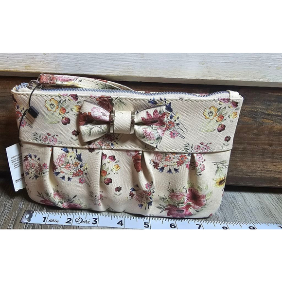 NWT Apt. 9 Floral Clutch - Picture 7 of 8